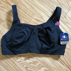 NWT Black Champion Sports Bra. Called: Distance Underwire 2.0 Size 38-40 D/DD.
